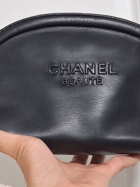 Makeup Beauté Black Faux Leather Embossed Beauté Cosmetic Pouch/ Gwp-novelty